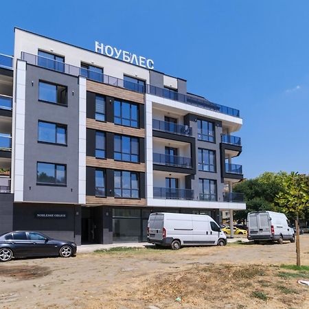 Modern 1-Bedroom Apartment With Free Parking Plovdiv Bagian luar foto