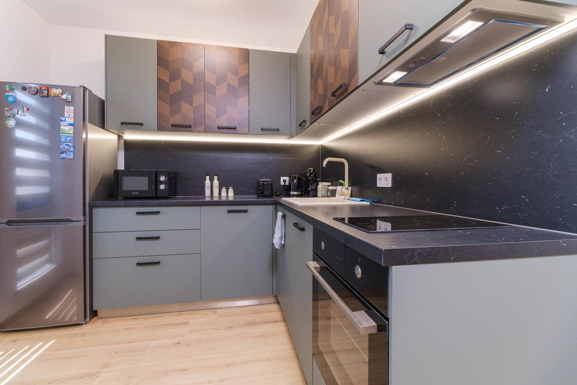 Modern 1-Bedroom Apartment With Free Parking Plovdiv Bagian luar foto