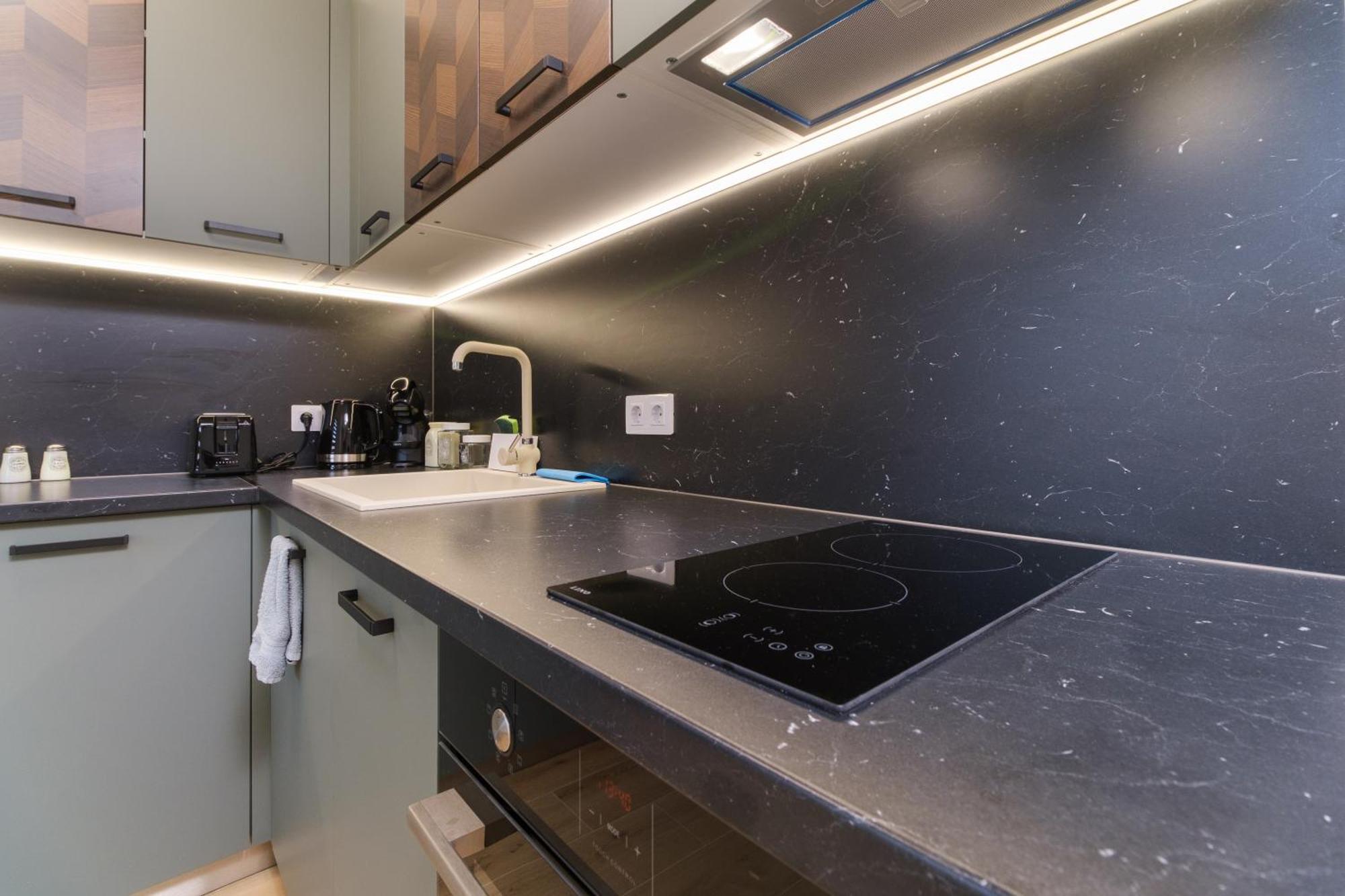 Modern 1-Bedroom Apartment With Free Parking Plovdiv Bagian luar foto