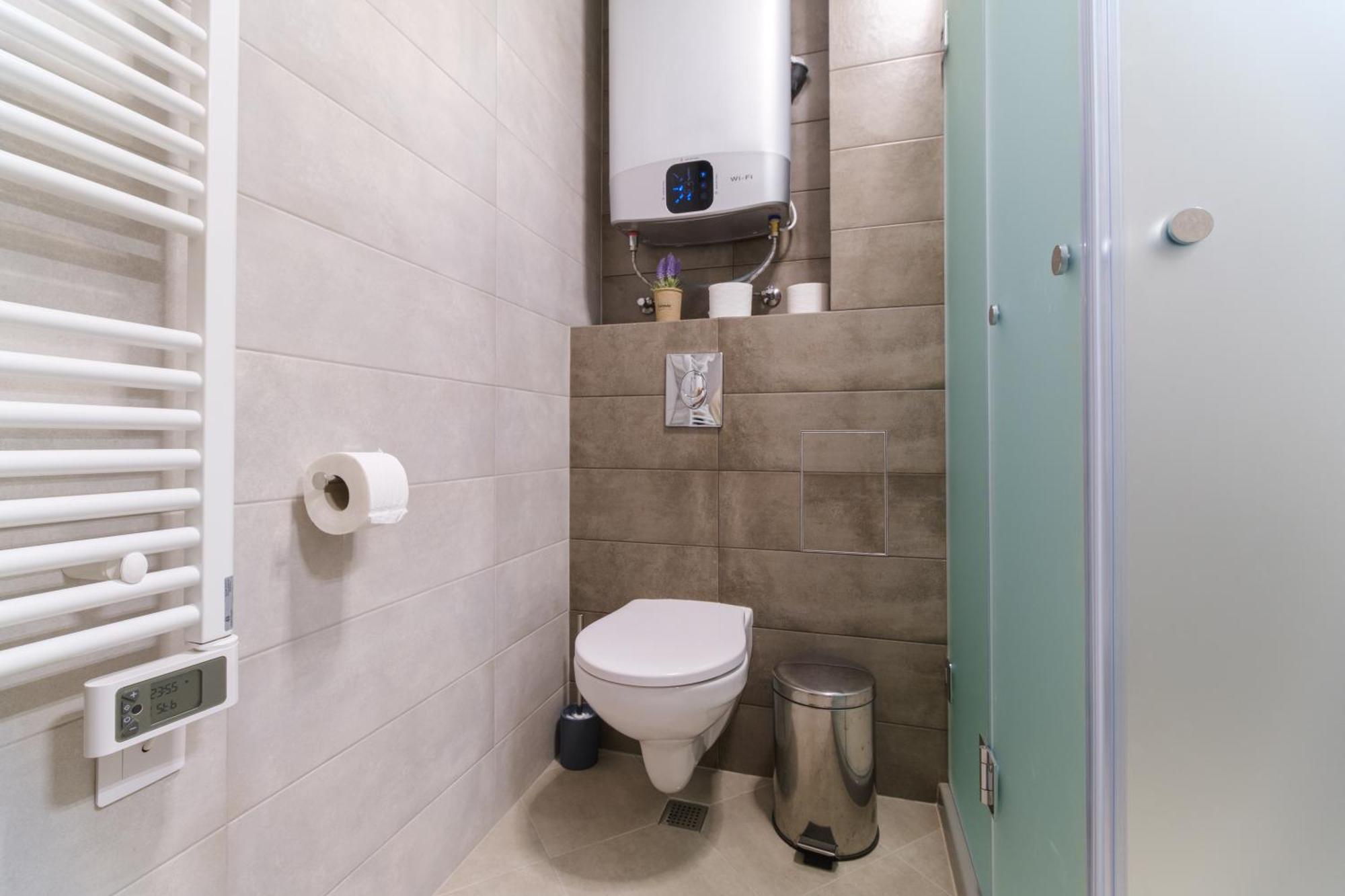 Modern 1-Bedroom Apartment With Free Parking Plovdiv Bagian luar foto
